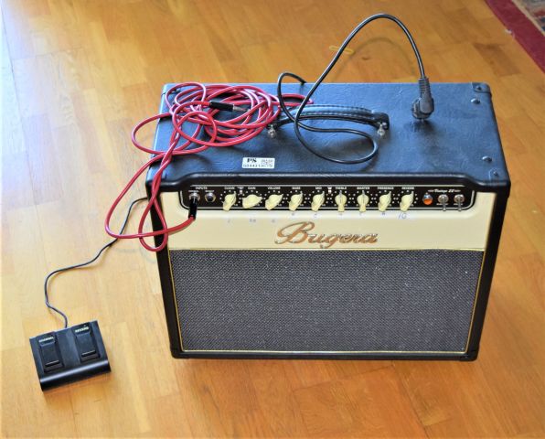 684431-1 Amplifier Bugera "V22" + Foot pedal Bugera