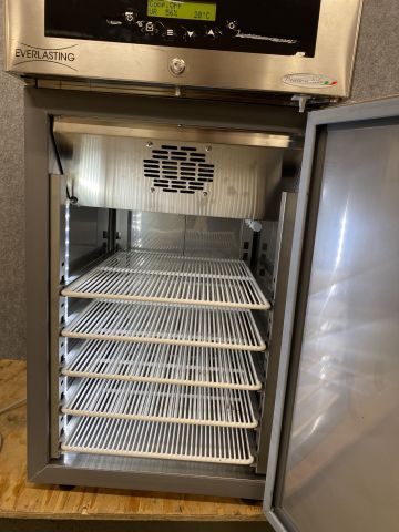 803662-7 Refrigerator - Everlasting "Chocolate Fridge CHOC GREEN MINI"