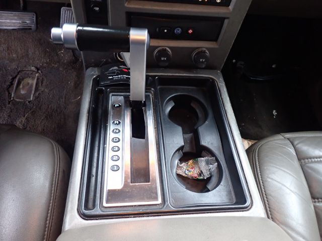 835628-18 HUMMER STRETCH LIMOUSINE, 2003, 308 hp