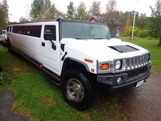 835628-6 HUMMER STRETCH LIMOUSINE, 2003, 308 hp
