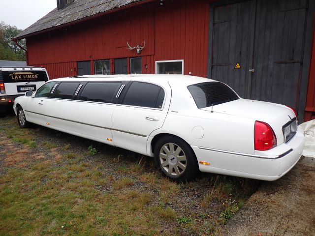835629-5 LINCOLN LINCOLN TOWN CAR LIMO, 2007, 239 hp
