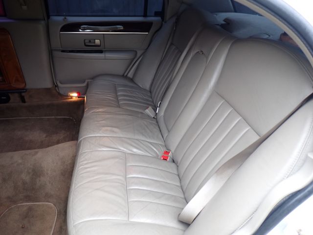 835629-26 LINCOLN LINCOLN TOWN CAR LIMO, 2007, 239 hp