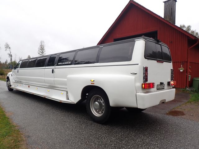 835630-5 FORD FORD F650 SUPER DUTY, 2006, 325 hp