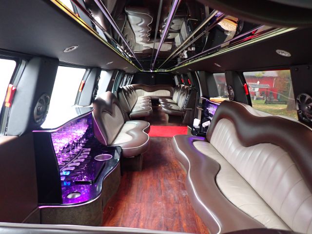 835630-27 FORD FORD F650 SUPER DUTY, 2006, 325 hp