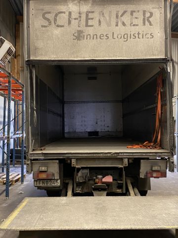 837108-6 VOLVO FM9 4 * 2, 2002, 256 hp