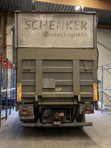 837108-7 VOLVO FM9 4 * 2, 2002, 256 hp