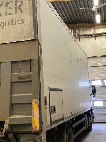837108-8 VOLVO FM9 4 * 2, 2002, 256 hp