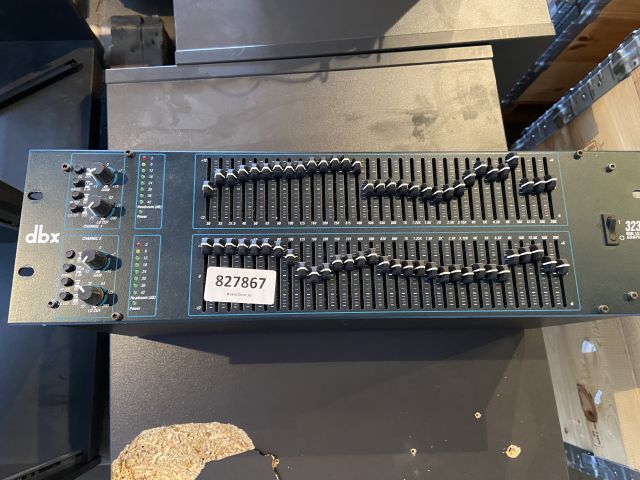 827867-1 Equalizer DBX 3231L