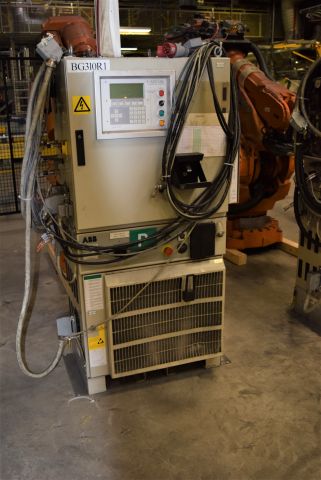 678769-12 Robot ABB IRB6400R S4Cplus 2.8 / 150 M2000 (15808h)