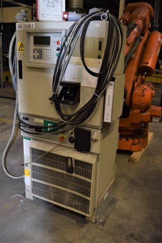 678769-13 Robot ABB IRB6400R S4Cplus 2.8 / 150 M2000 (15808h)