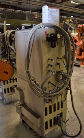 678769-15 Robot ABB IRB6400R S4Cplus 2.8 / 150 M2000 (15808h)