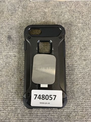 748057-8 iPhone SE2 64GB Black