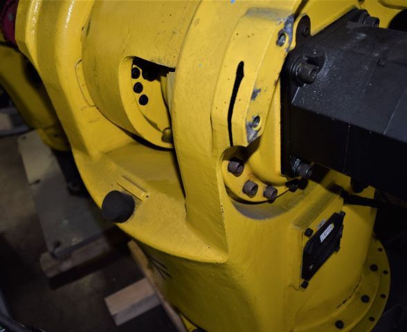 678789-5 Robot Fanuc S-420iF 2.4 / 120
