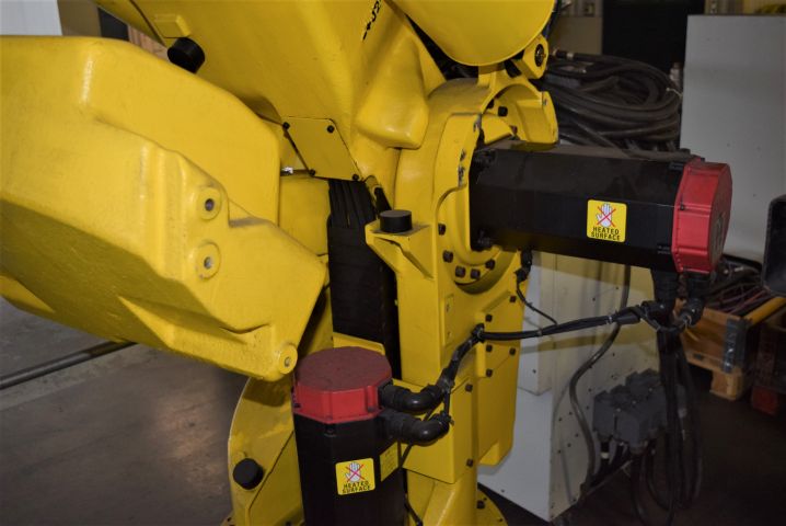 678789-7 Robot Fanuc S-420iF 2.4 / 120