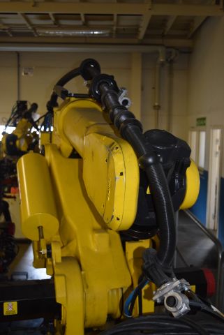 678789-12 Robot Fanuc S-420iF 2.4 / 120