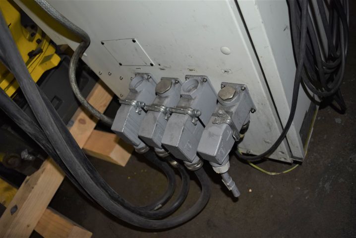 678789-19 Robot Fanuc S-420iF 2.4 / 120