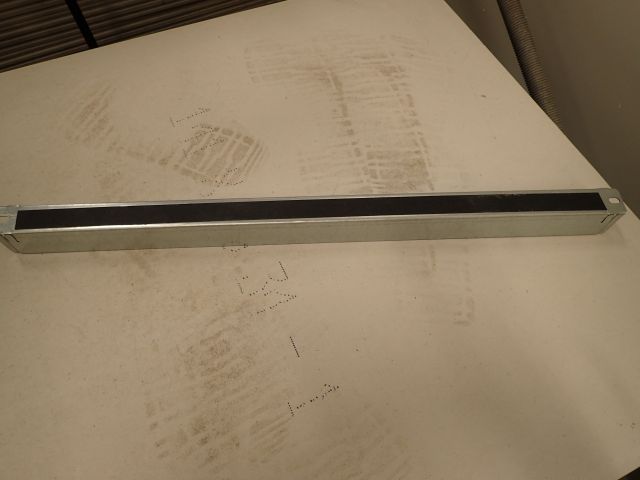 753380-5 Raised floor from Lindner