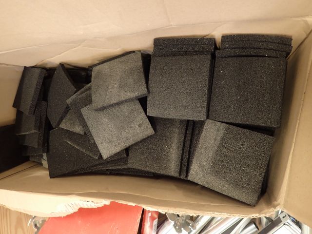 753380-16 Raised floor from Lindner