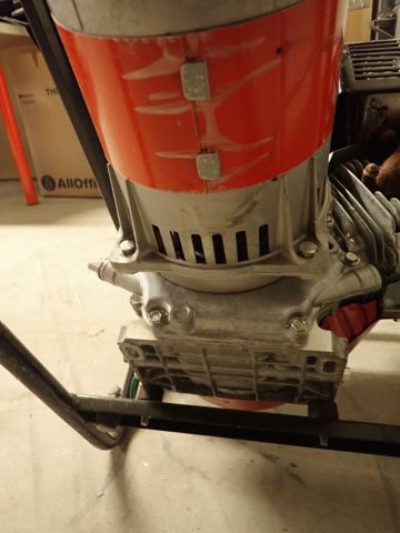 825574-15 Elverk Gebe 5600SH