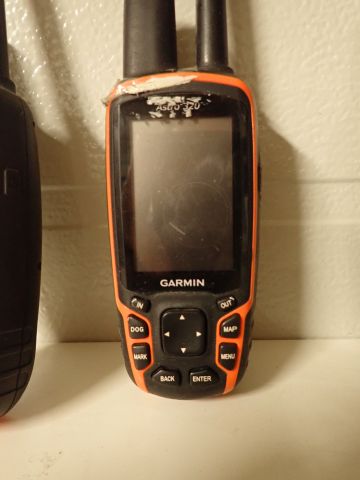 825590-5 Controllers Garmin Astro 320