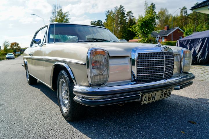 837781-4 Mercedes Benz 250 Coupe 2.8 - 1973