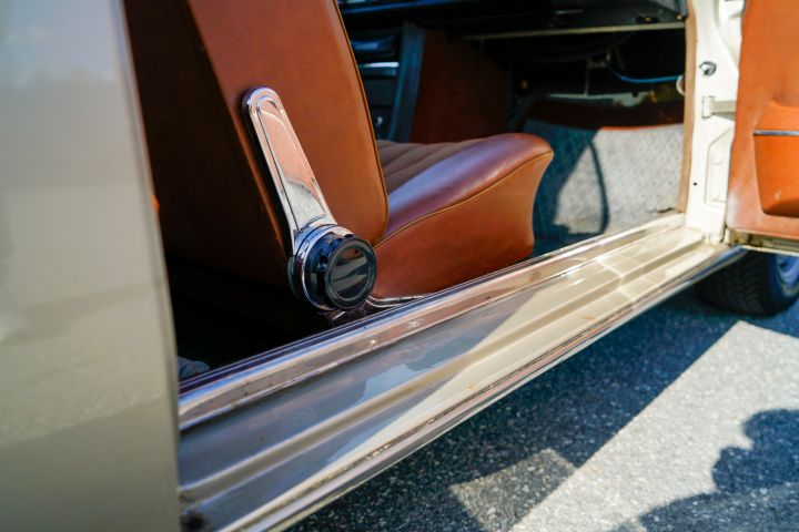 837781-23 Mercedes Benz 250 Coupe 2.8 - 1973