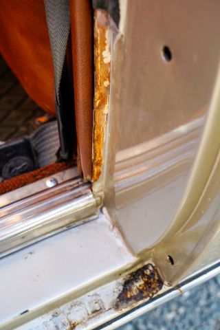 837781-39 Mercedes Benz 250 Coupe 2.8 - 1973