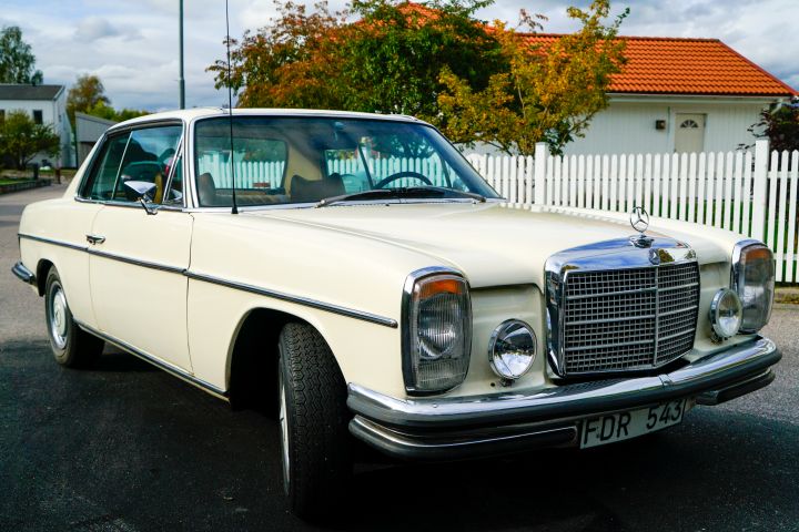 837782-4 Mercedes Benz 250 CE Coupe, 2.5, 129 hk -1970