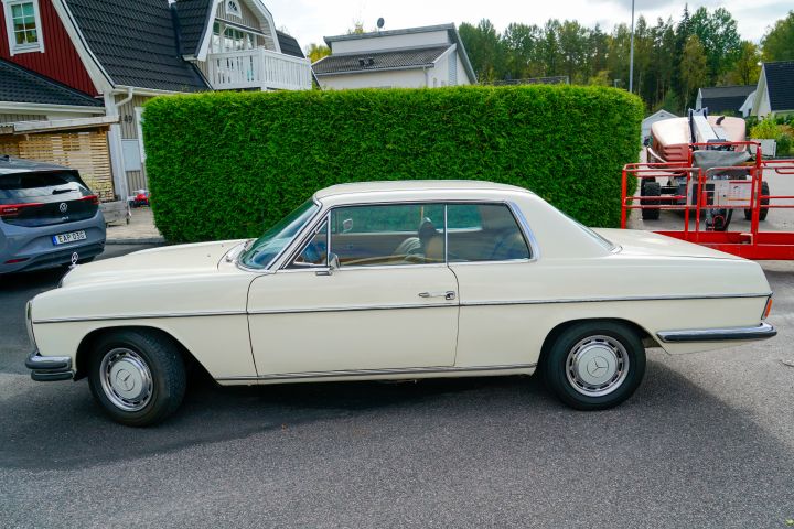837782-6 Mercedes Benz 250 CE Coupe, 2.5, 129 hk -1970