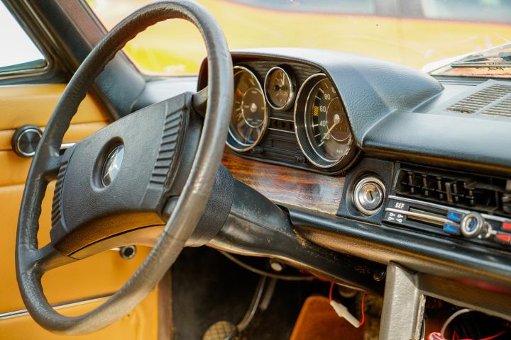 837782-24 Mercedes Benz 250 CE Coupe, 2.5, 129 hk -1970