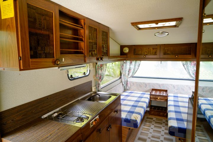 837784-19 Husvagn, POLARVAGNEN POLAR 570, 1979