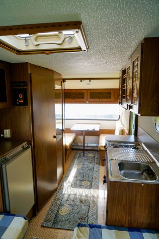 837784-21 Husvagn, POLARVAGNEN POLAR 570, 1979