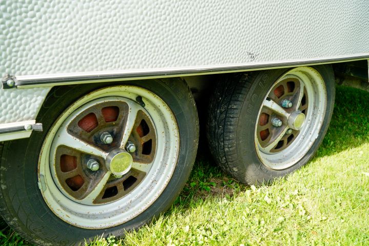 837784-31 Husvagn, POLARVAGNEN POLAR 570, 1979