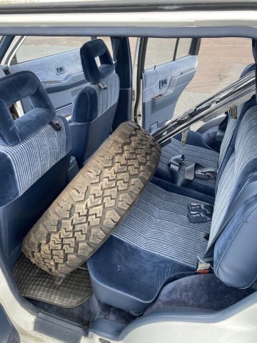 837831-23 NISSAN TERRANO WD21 A / T, (80900Km) -1992