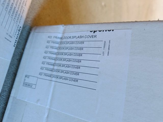 754116-3 Parti med Uponor Täckluckor och ramar