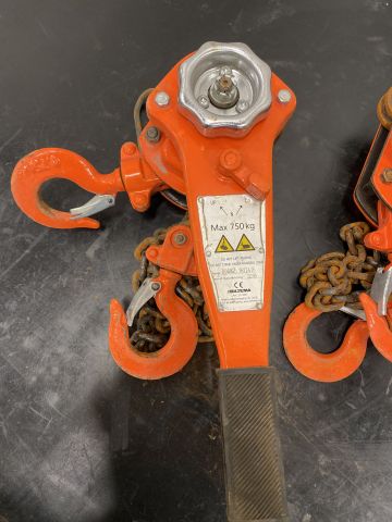 837698-2 Chain block 2pcs