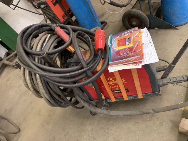 833797-1 Plasma cutting machine Selco genesis 60a