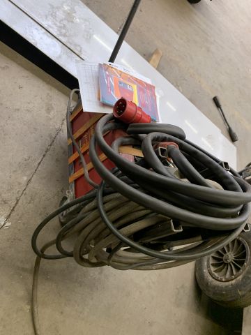 833797-3 Plasma cutting machine Selco genesis 60a