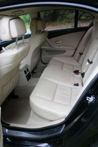 830781-7 BMW 525D sedan, 2009, 194 hp