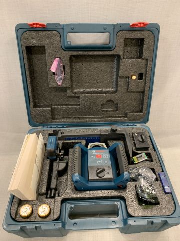 834753-3 Rotary laser Bosch GRL 300 HVG with laser receiver