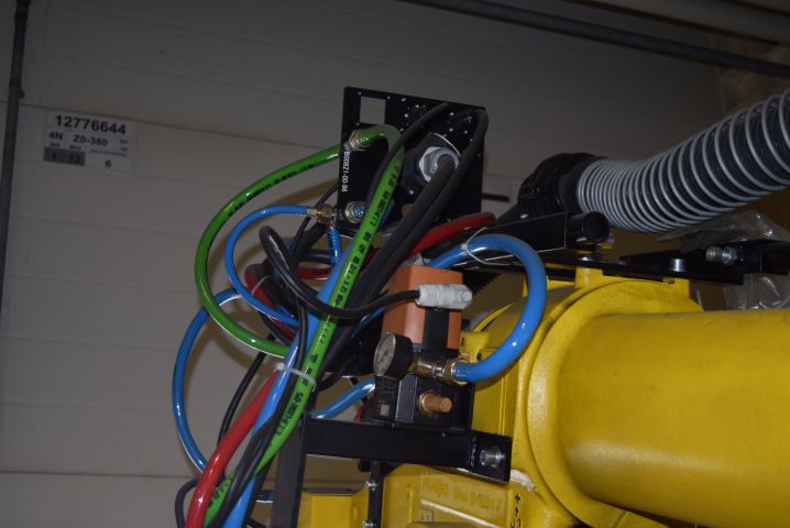 678796-14 Robot Fanuc S-420iF 2.4 / 155