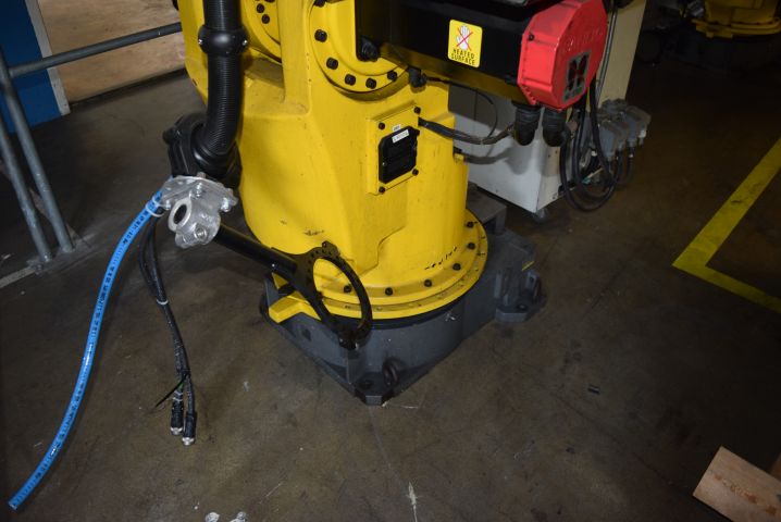 678797-4 Robot Fanuc S-420iW 2.4 / 155