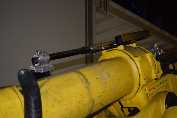 678797-9 Robot Fanuc S-420iW 2.4 / 155