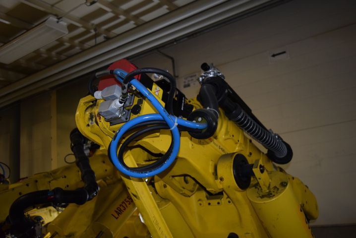 678797-11 Robot Fanuc S-420iW 2.4 / 155