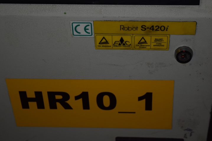 678797-15 Robot Fanuc S-420iW 2.4 / 155