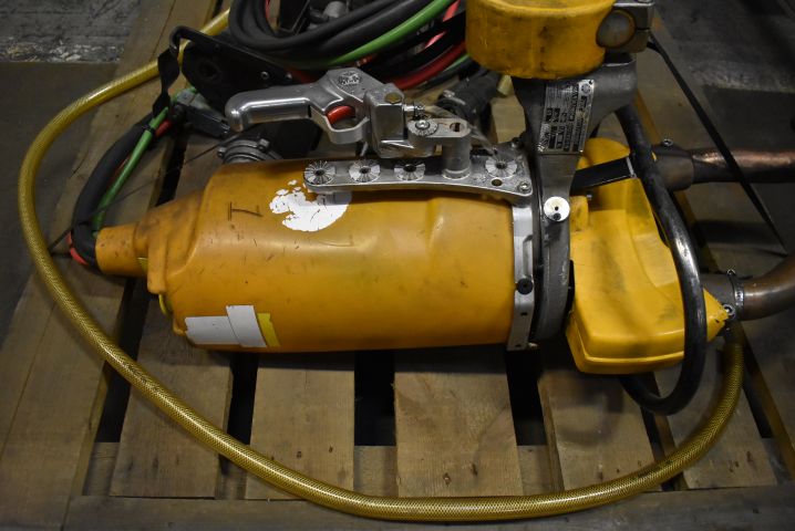 684460-6 Manual spot welding gig with matuschek welding guard