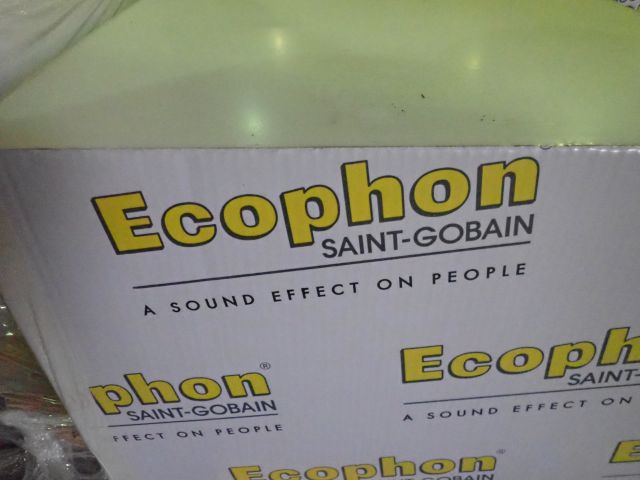 825692-3 Lot of ceiling tiles Ecophon 60x60