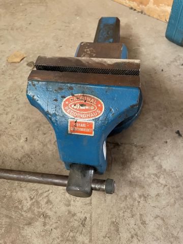 828813-3 Vice Peddinghaus