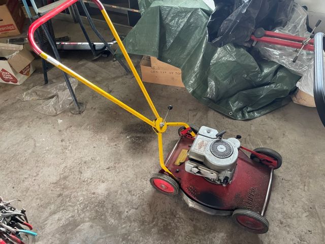 828817-2 Lawn mower Klippo