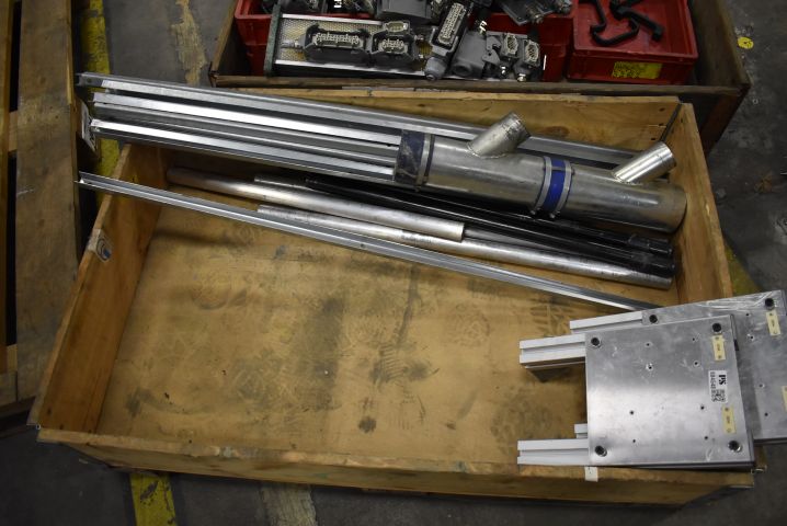 684548-1 Rör och järnprofiler